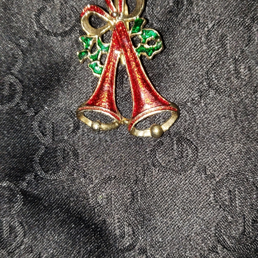 Women's christmas pendant